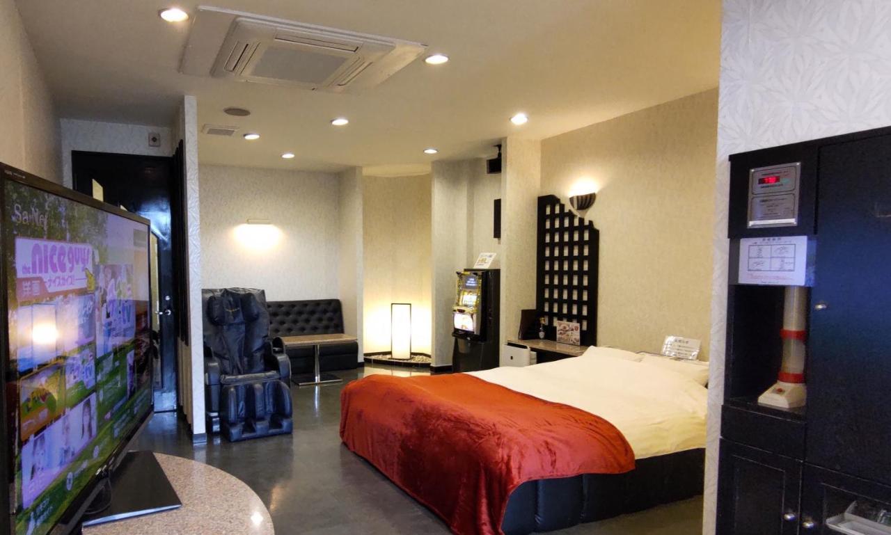 Hotel A-Style (Adults Only) คุมาโมโตะ ภายนอก รูปภาพ