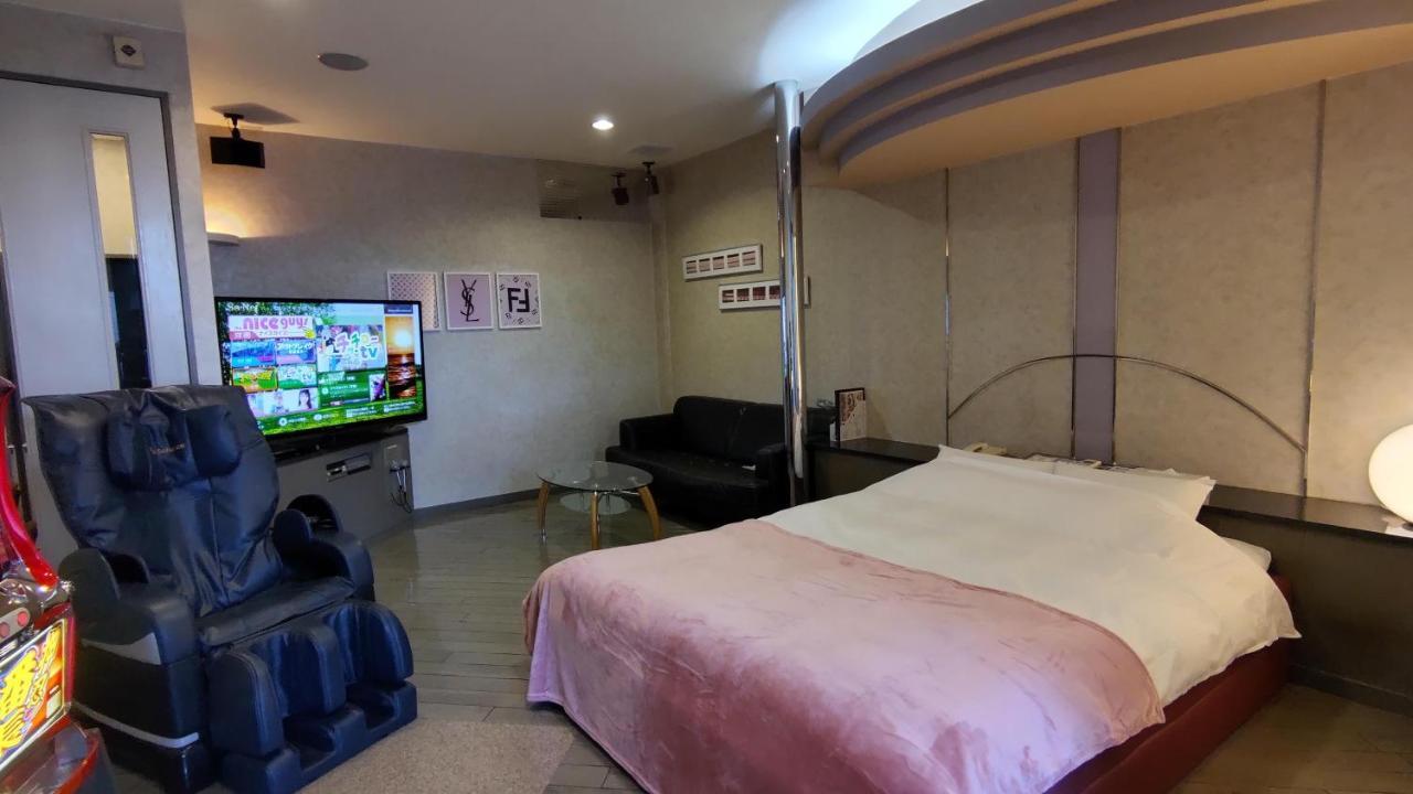 Hotel A-Style (Adults Only) คุมาโมโตะ ภายนอก รูปภาพ
