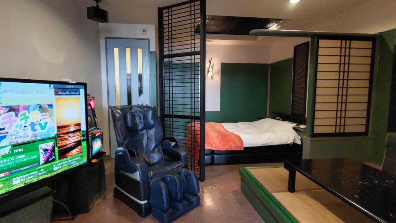 Hotel A-Style (Adults Only) คุมาโมโตะ ภายนอก รูปภาพ