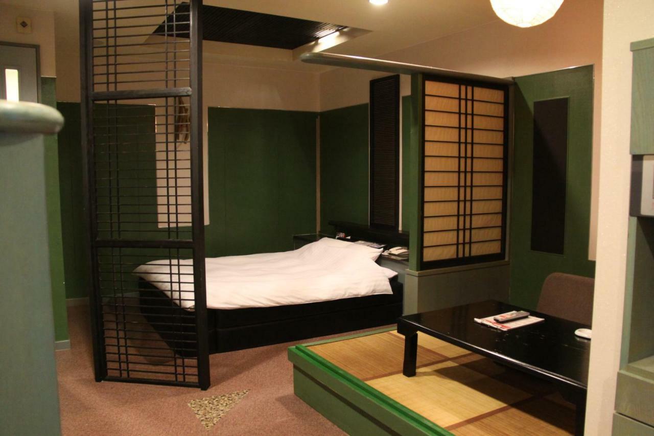 Hotel A-Style (Adults Only) คุมาโมโตะ ภายนอก รูปภาพ
